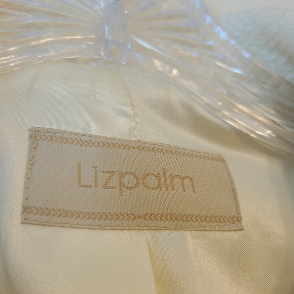 Lizpalm | Women's Cream Pea Coat (Size Medium) - Picture 2 of 15